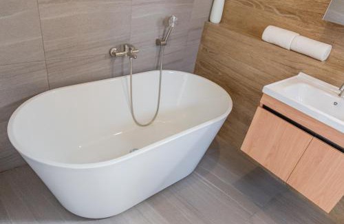 Ban Waen Villa | Blubamboo162 3 Bedroom Tranquil Pool Villa