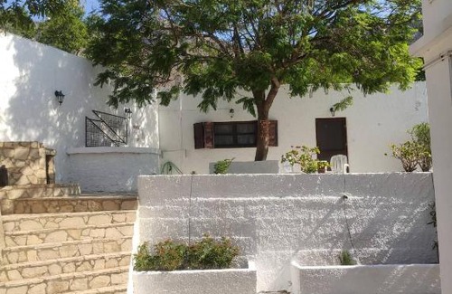 Alinda House | Blue Acacia Residence
