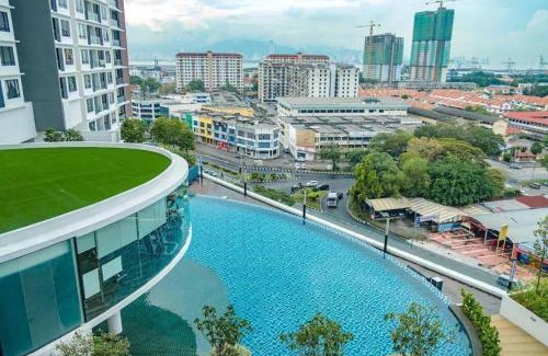 Nyiur Apartment | Blue Aesthetic Luxury Seaview 3 min Drive Sunway