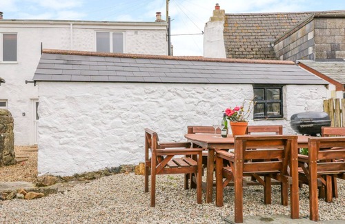 Fraddon Cottage | BLUE ANCHOR, family friendly, character holiday cottage in Fraddon