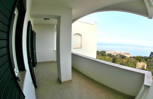Rodi Garganico Apartment | Blue apartment