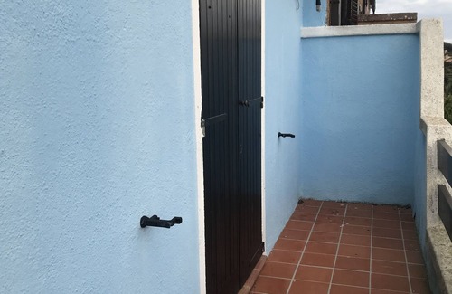 Ruoni Apartment | BLUE APARTMENT