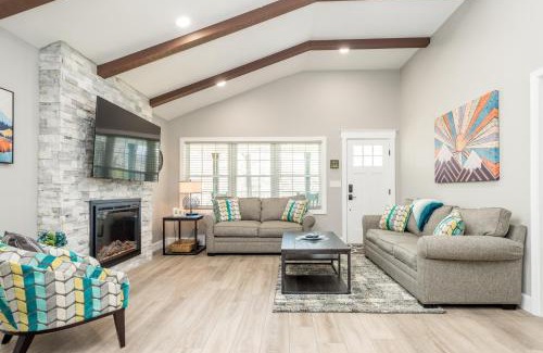 Swannanoa House | Blue Bamboo Escape