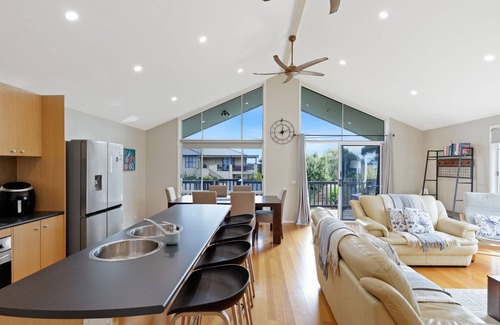 Coronet Bay House | Blue Bayou in Coronet Bay