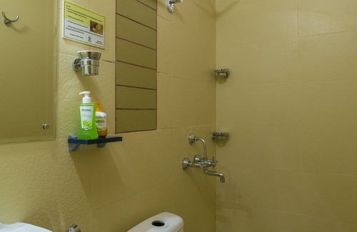 Alwaye Hotel | Blue Bell Airport Hotel
