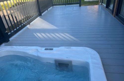 Malton House | Blue Bell Lodge with Hot Tub Malton