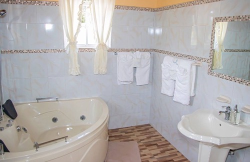 Stewart Town Villa | Blue Berry Hill Villa