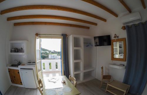 Taxiarchis Apartment | Blue Bliss