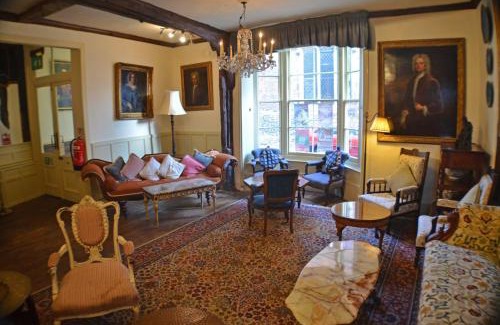 Heybridge Hotel | Blue Boar Hotel