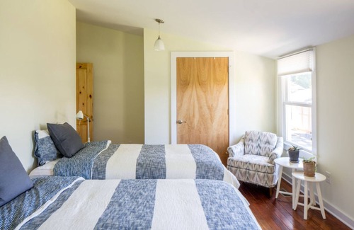 Fifeville House | Blue Bungalow | 4 Bed, 2 Bath