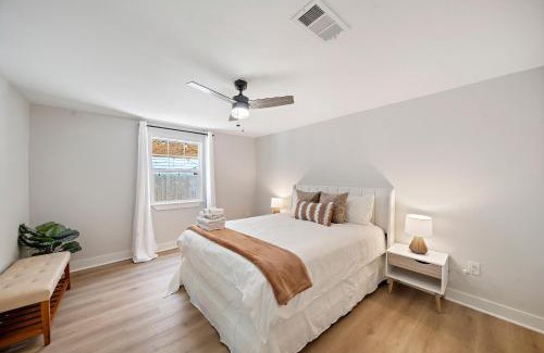 Shady Acres House | Blue Bungalow In Houston Heights! Walkable to Popular Bars