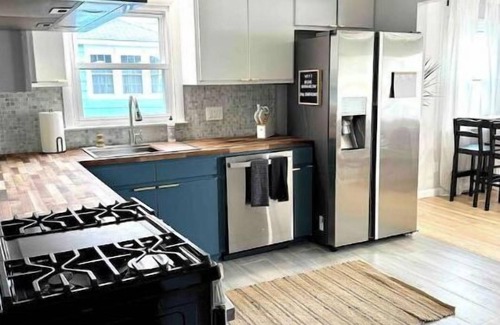 Fair Haven House | Blue Bungalow W/Marina Views