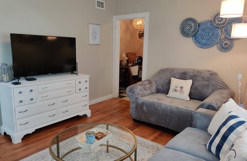 Riverside Apartment | Blue Burough in Riverside