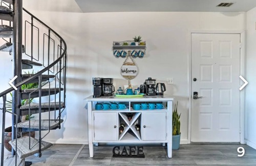Vernon Condo | Blue Cactus