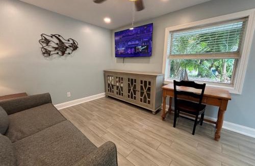 Bonita Shores Apartment | Blue Crab Dock On Gulf Canal Front Close 2 Beach Restaurants