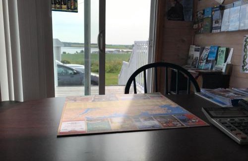 Rusticoville Resort | Blue Crest Cottages