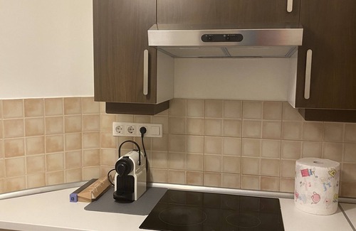 Ujlipotvaros Apartment | Blue Danube Apartment 10 Minutes from the Parliament w/Free Parking