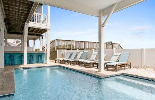 Holden Beach House | Blue Diamond by Pier 42 Vacations Oceanfront Luxury for 30 Guests