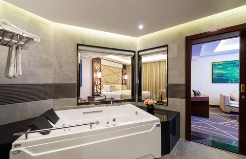 Al-Hamra'a Hotel | Blue Diamond Hotel