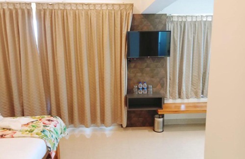 Hireguthi House | Blue Dolphin homestay