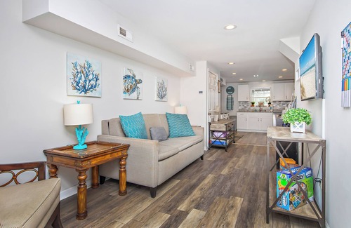 Crescent Beach House | ♥ Blue Dream- Private Pool Home- Steps To Beach, Perfect Family Beach Vacation