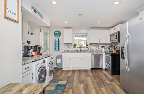 Crescent Beach House | ♥ Blue Dream- Private Pool Home- Steps To Beach, Perfect Family Beach Vacation