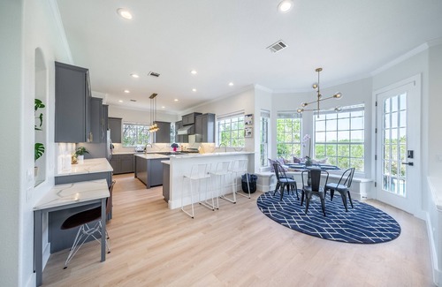 West Oak Hill House | Blue Dreams ATX l Pool Spa Firepit l 12 Min Dtown