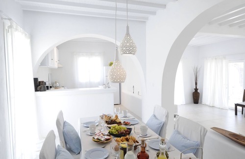 Kalafatis House | Blue Eye Grand Villa Mykonos