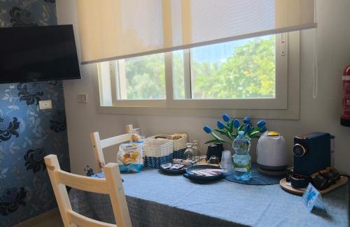 Scordia Bed & Breakfast | Blue Flowers Room