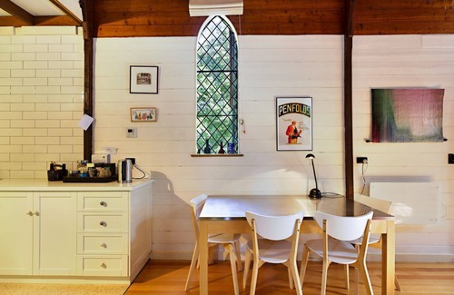 Stanley House | Blue Gum Church - Artistic Retreat