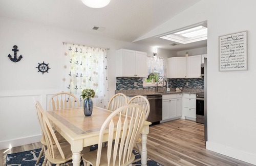 Colington Harbour House | Blue Harbour Haven: Pool Access | Pet-Friendly