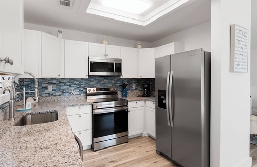 Colington Harbour House | Blue Harbour Haven: Pool Access | Pet-Friendly