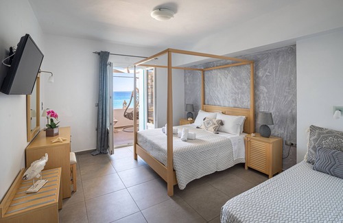 Kini Hotel | Blue Harmony Hotel