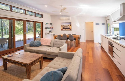 Margaret River House | Blue Haven | Margaret River tranquil bush retreat