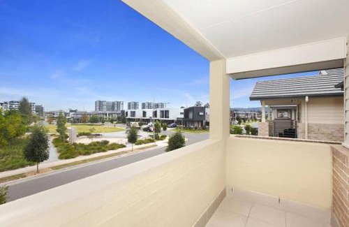 Penrith Villa | Blue Haven Retreat - Thornton Central 34