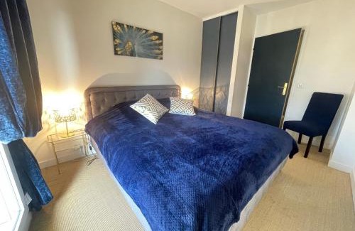 Sevres Apartment | Blue Haven Sèvres