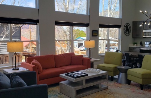 Moab House | Blue Haven Unit B All New - Downtown Moab!