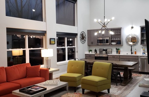 Moab House | Blue Haven Unit B All New - Downtown Moab!