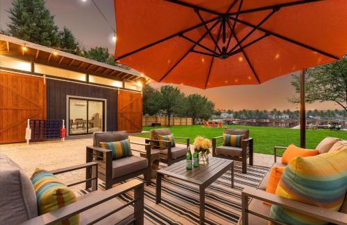 Mayhew House | Blue Haven