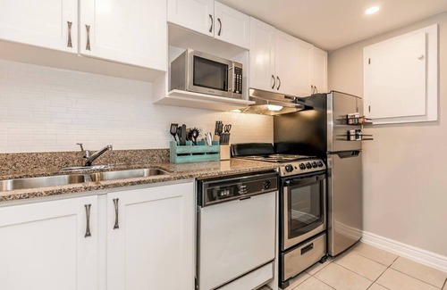Craigleith Condo | Blue Heart Mountain Studio Dream: Newly Renovated, Clean, Next to the Hills