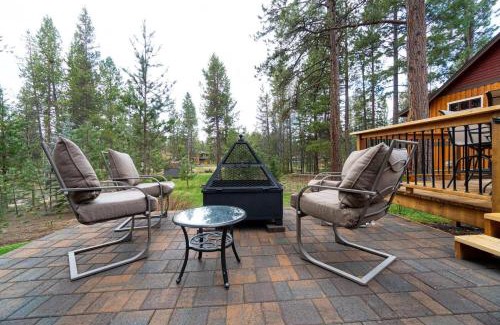 Oregon Water Wonderland House | Blue Heron 3