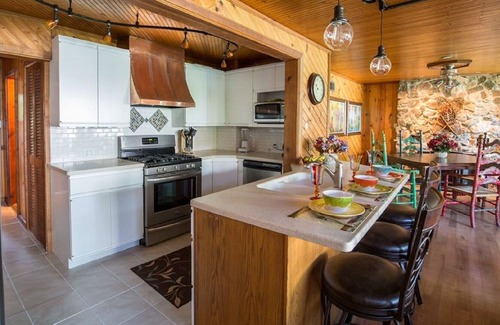 Bremen House | BLUE HERON COTTAGE at Lake of the Woods.