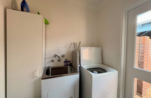 City Of Busselton House | Blue Horizon | 3BR Beach Retreat