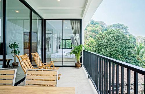Haad Yao Apartment | Blue Horizon Haad Yao, Seaview 3BR Apartment 1st Floor