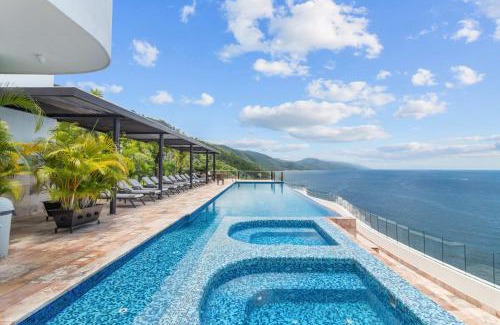 Mismaloya Apartment | Blue Horizon Luxury Condo