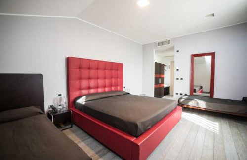 Suzzara Hotel | Blue Hotel