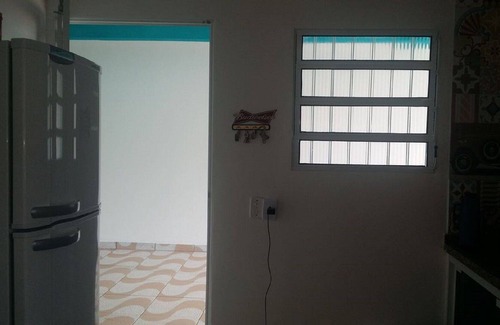 Itacolomi House | Blue house 60 meters from the beach