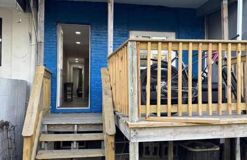 Hampden Apartment | Blue House in Hampden