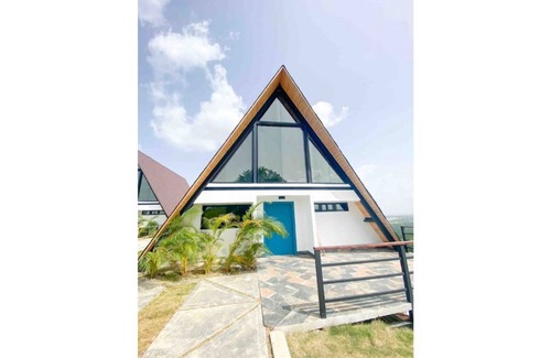 Pedro Brand House | Blue house on the mountain near the city