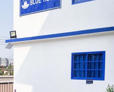 Ang Thong Apartment | Blue House
